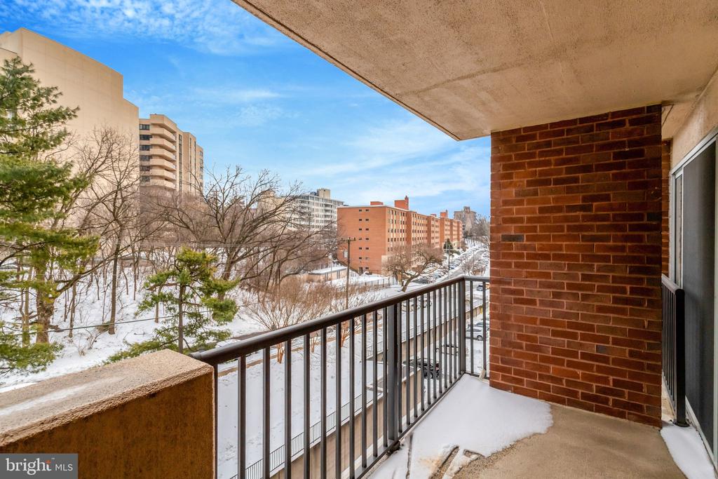 1300 ARMY NAVY DRIVE 510