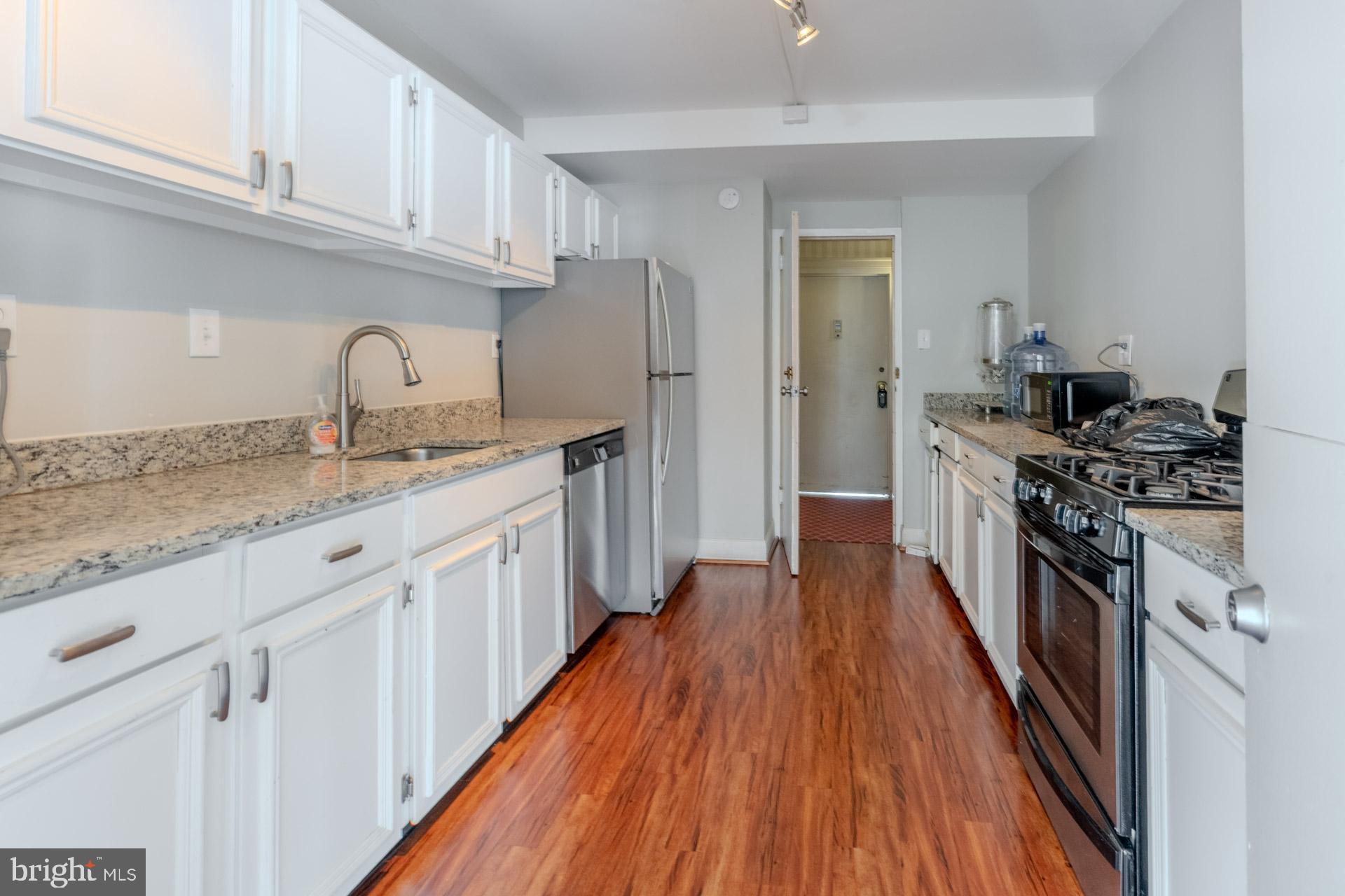 1300 ARMY NAVY DRIVE 510