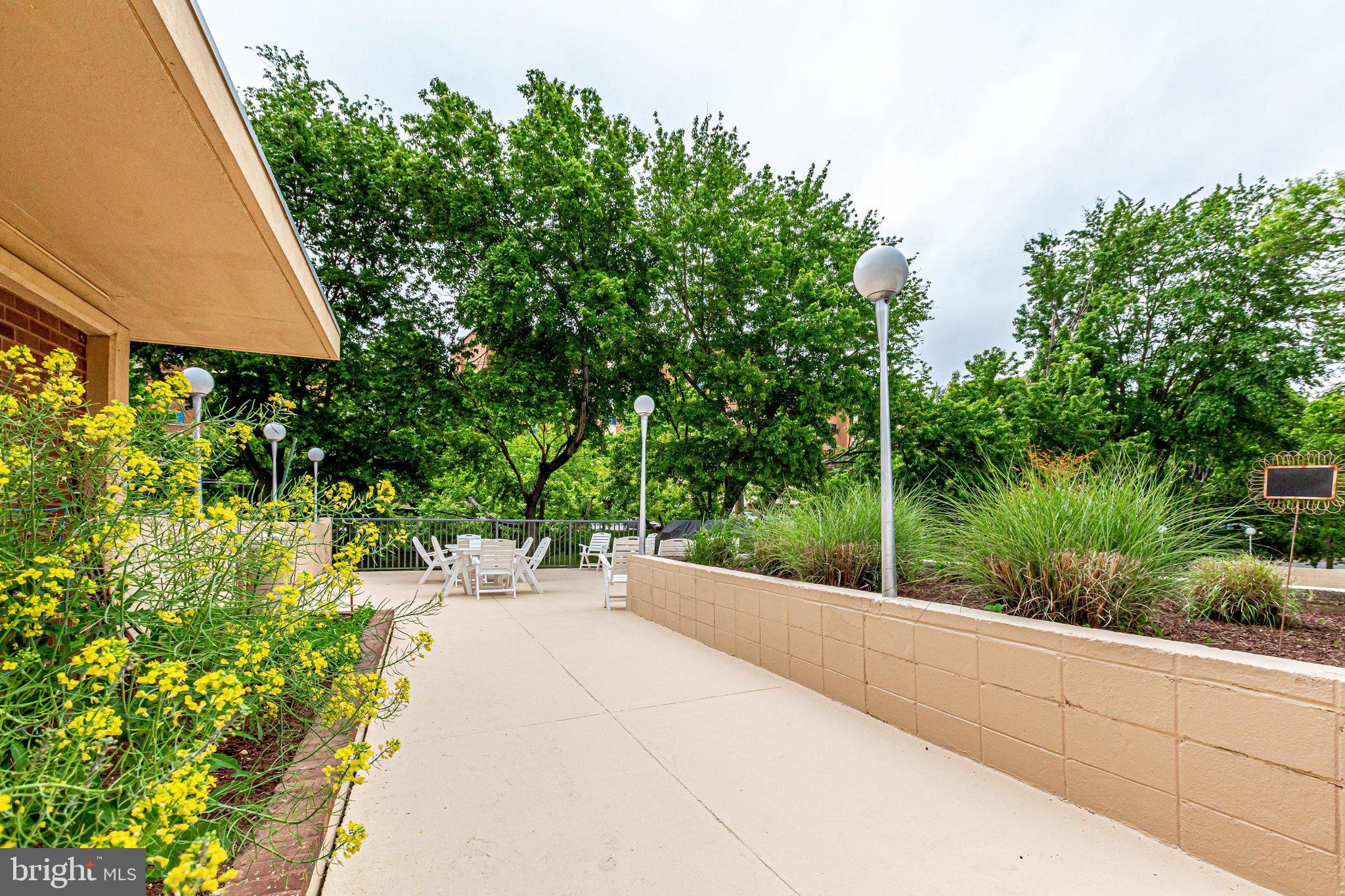 1300 ARMY NAVY DRIVE 510