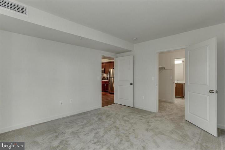 905 JACKSON STREET N 402