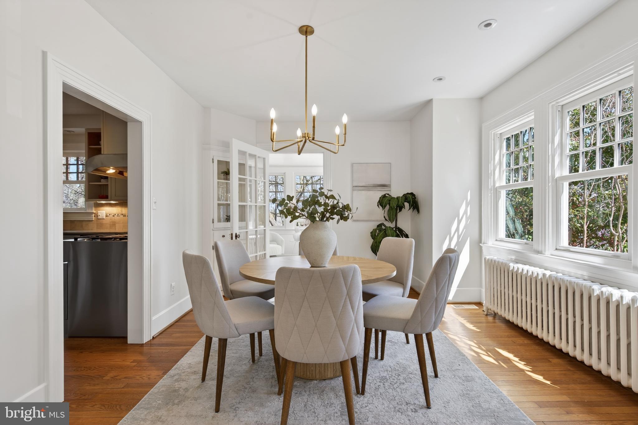 2307 N WAKEFIELD STREET