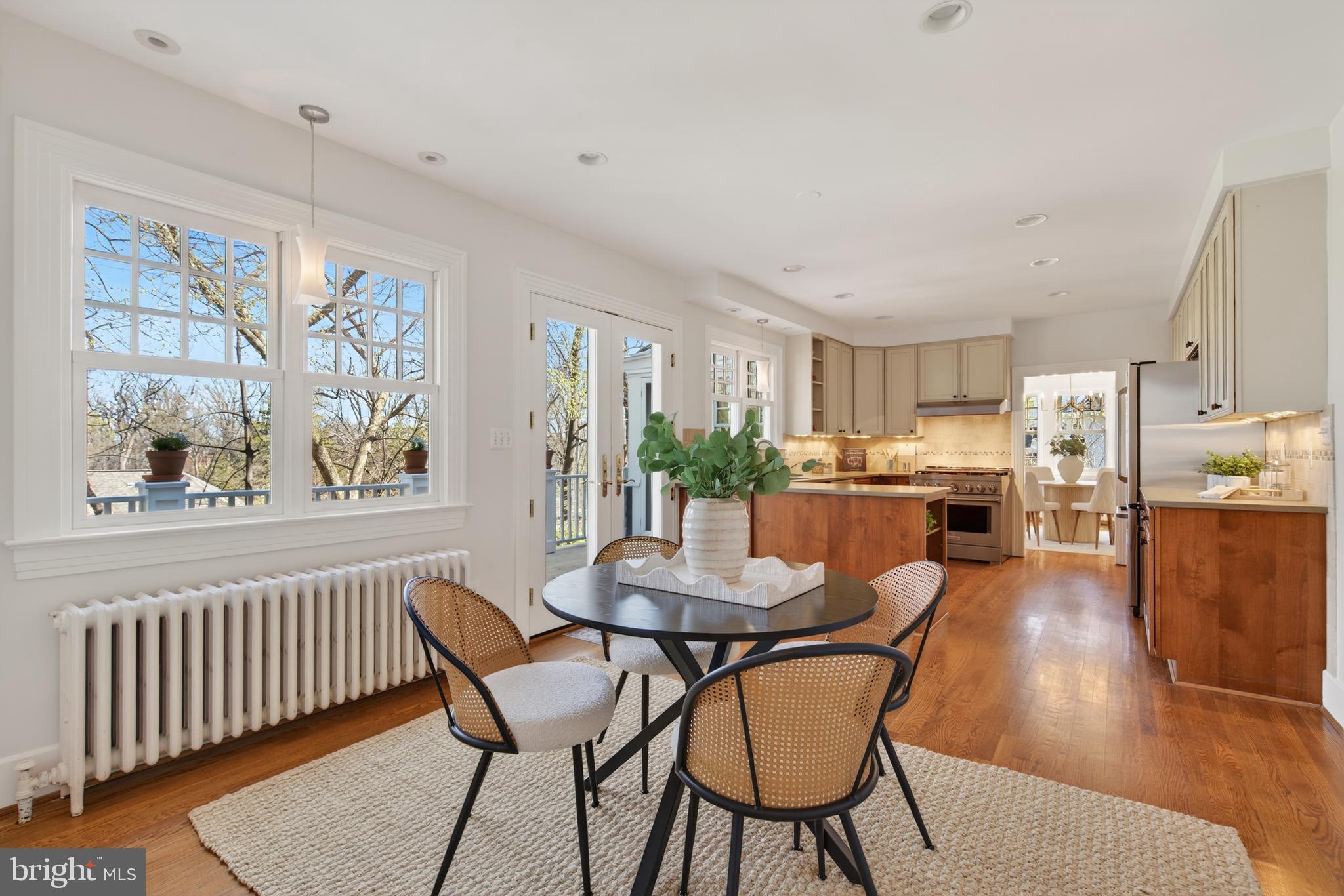 2307 N WAKEFIELD STREET