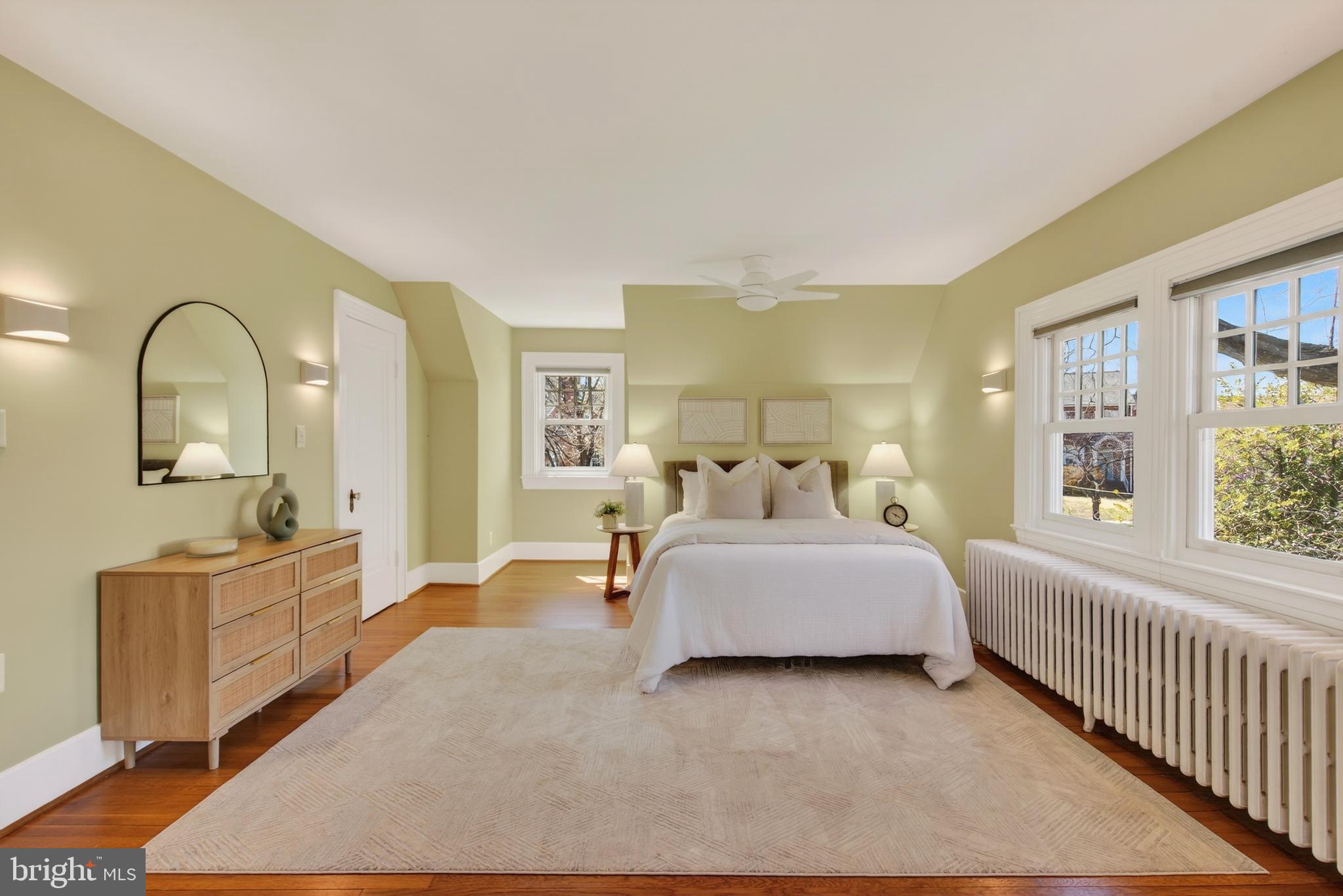 2307 N WAKEFIELD STREET