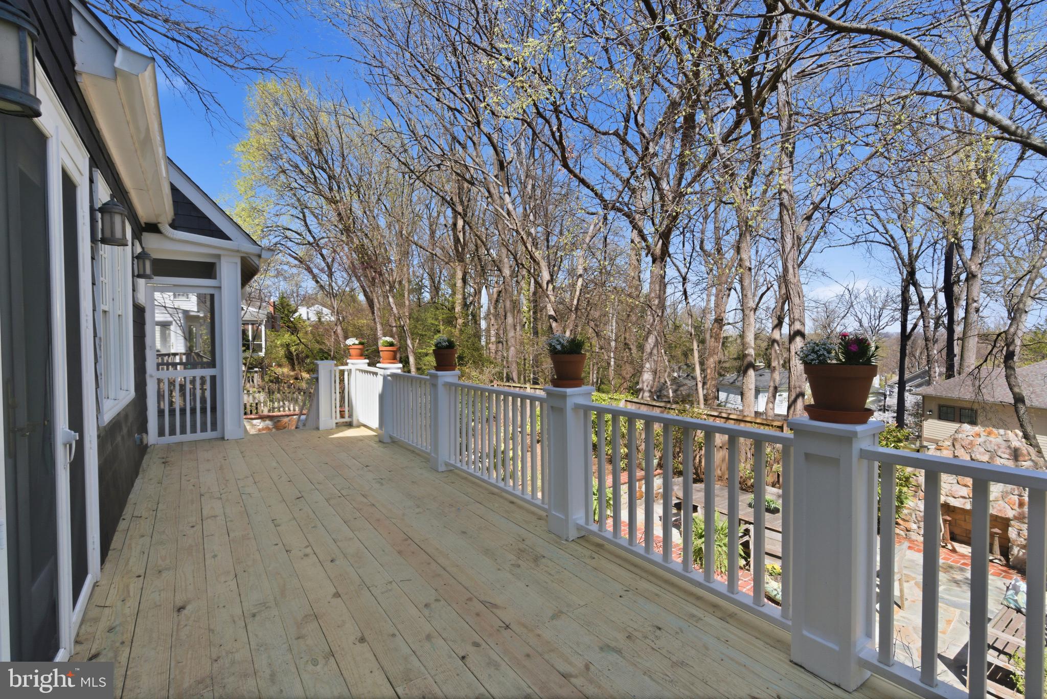 2307 N WAKEFIELD STREET