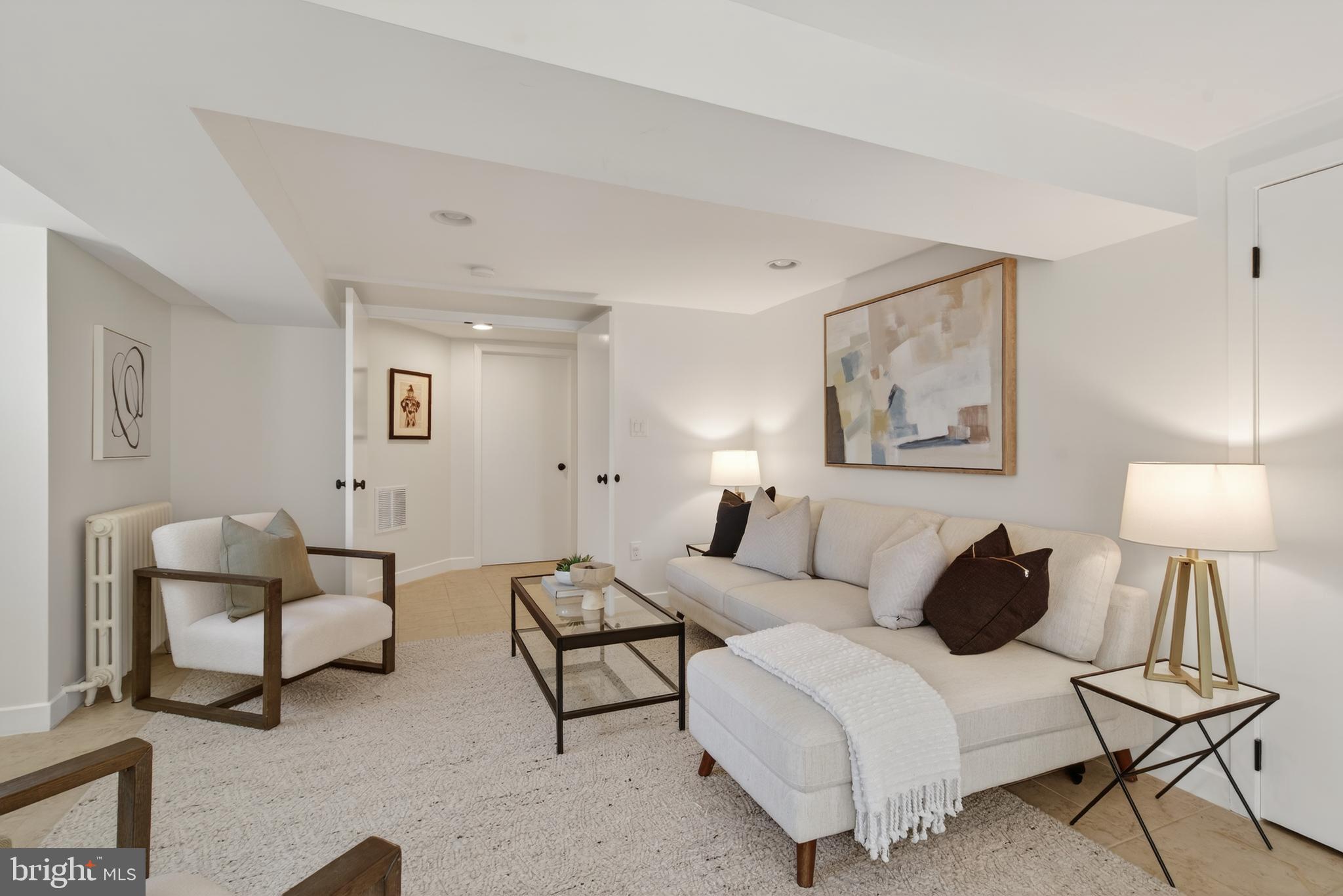 2307 N WAKEFIELD STREET