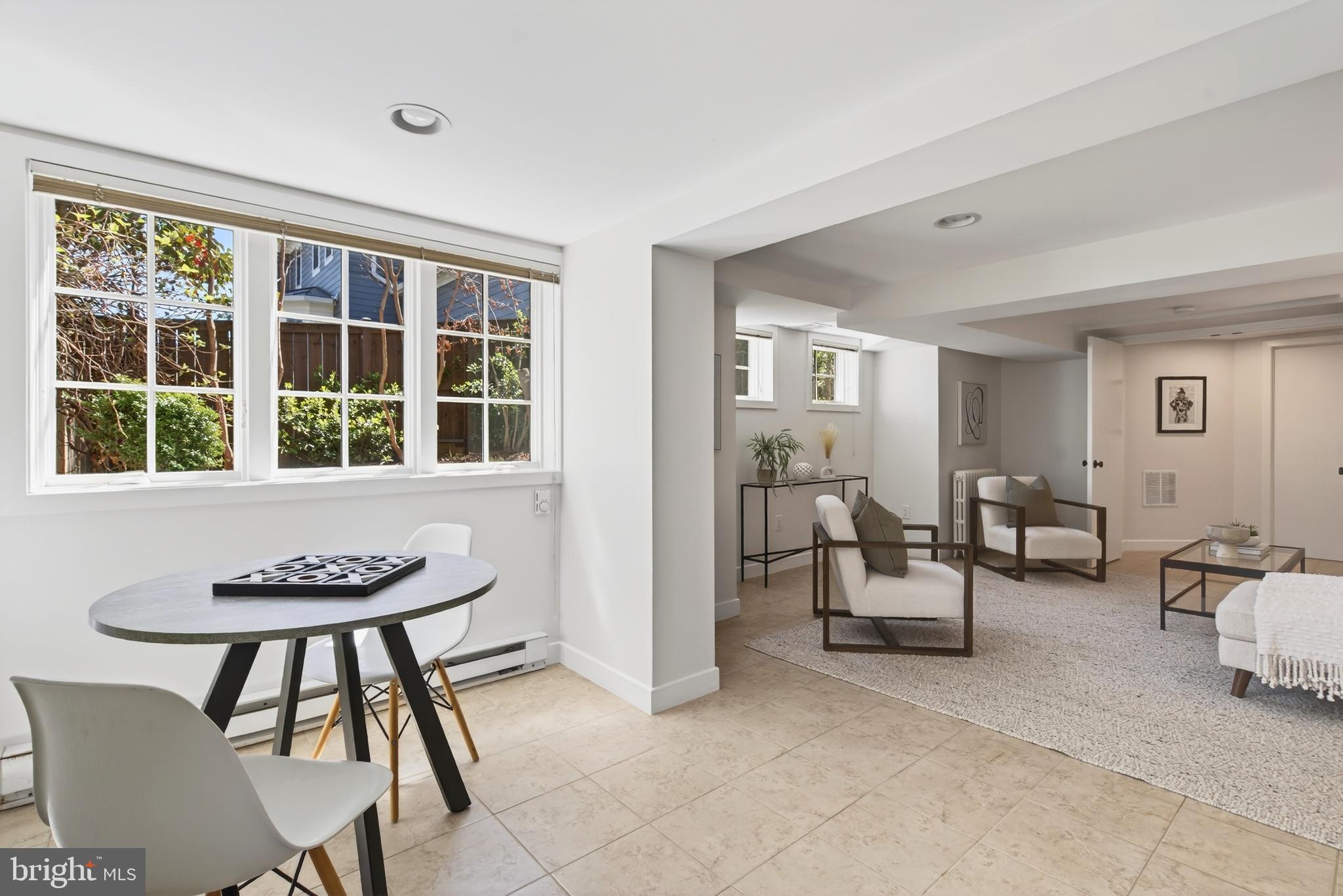 2307 N WAKEFIELD STREET