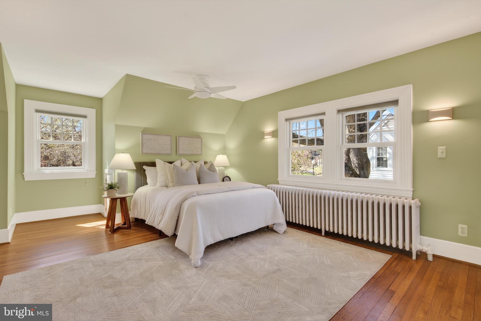 2307 N WAKEFIELD STREET