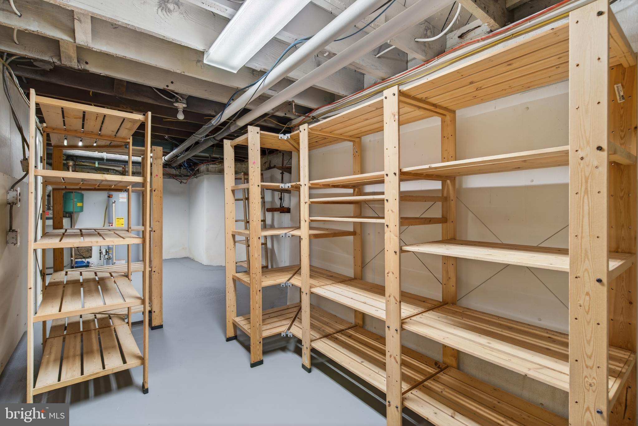 2307 N WAKEFIELD STREET