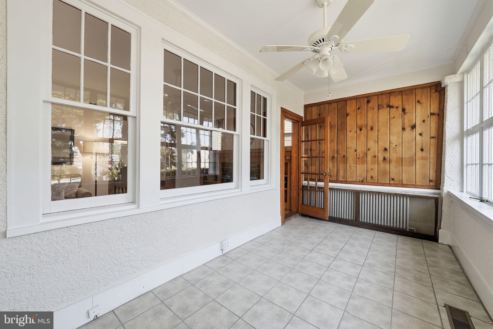 1526 N EDGEWOOD STREET