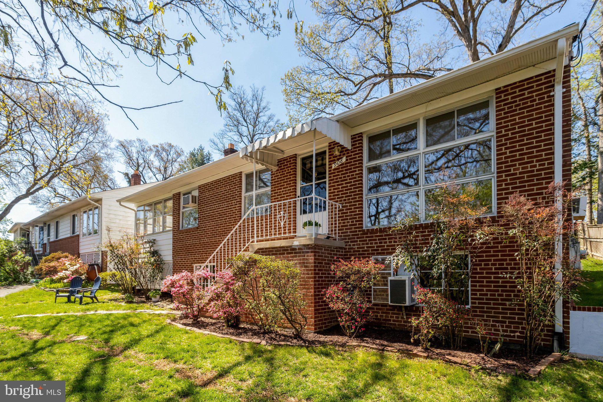 908 N ARLINGTON MILL DRIVE