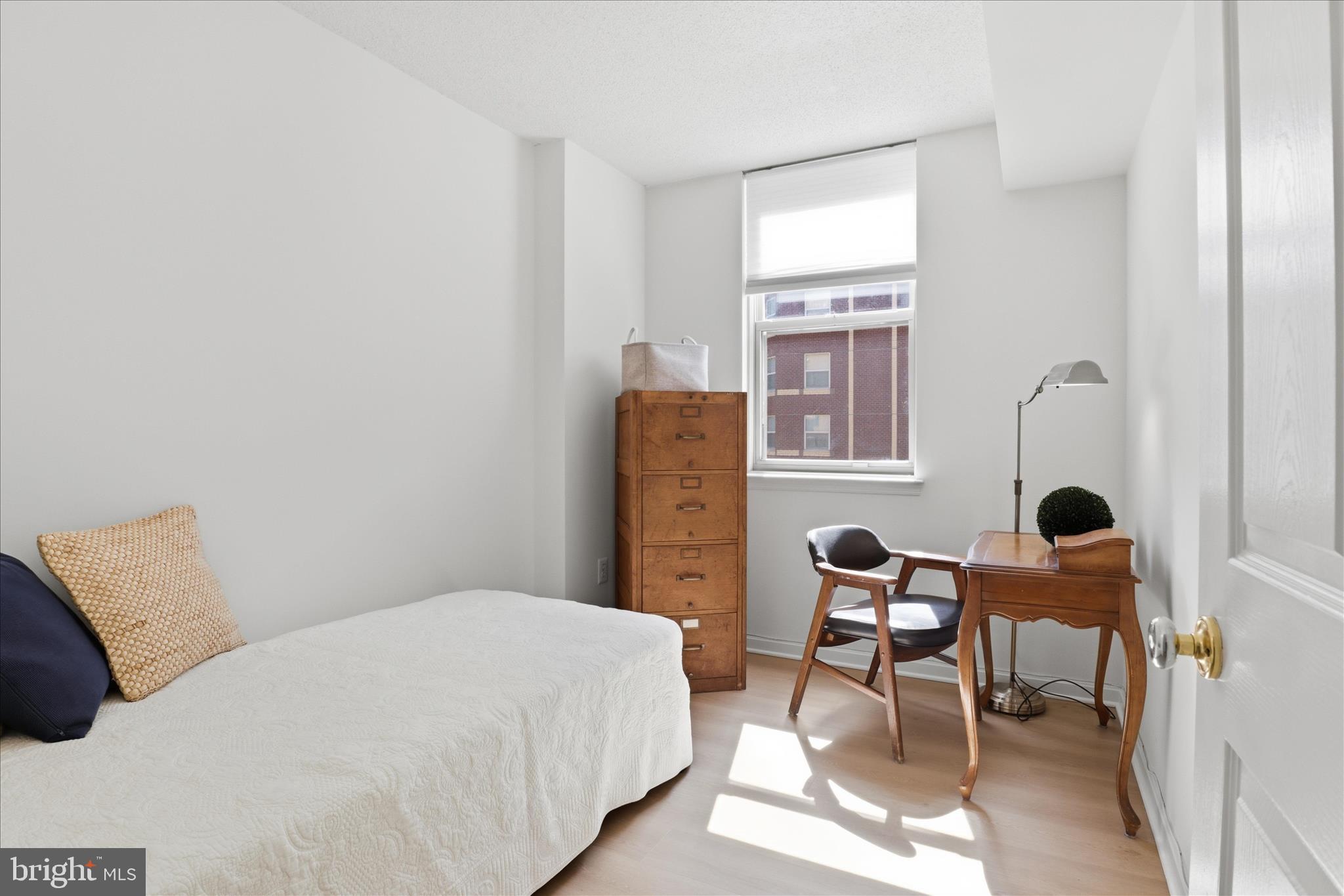 3830 9TH STREET N 504W
