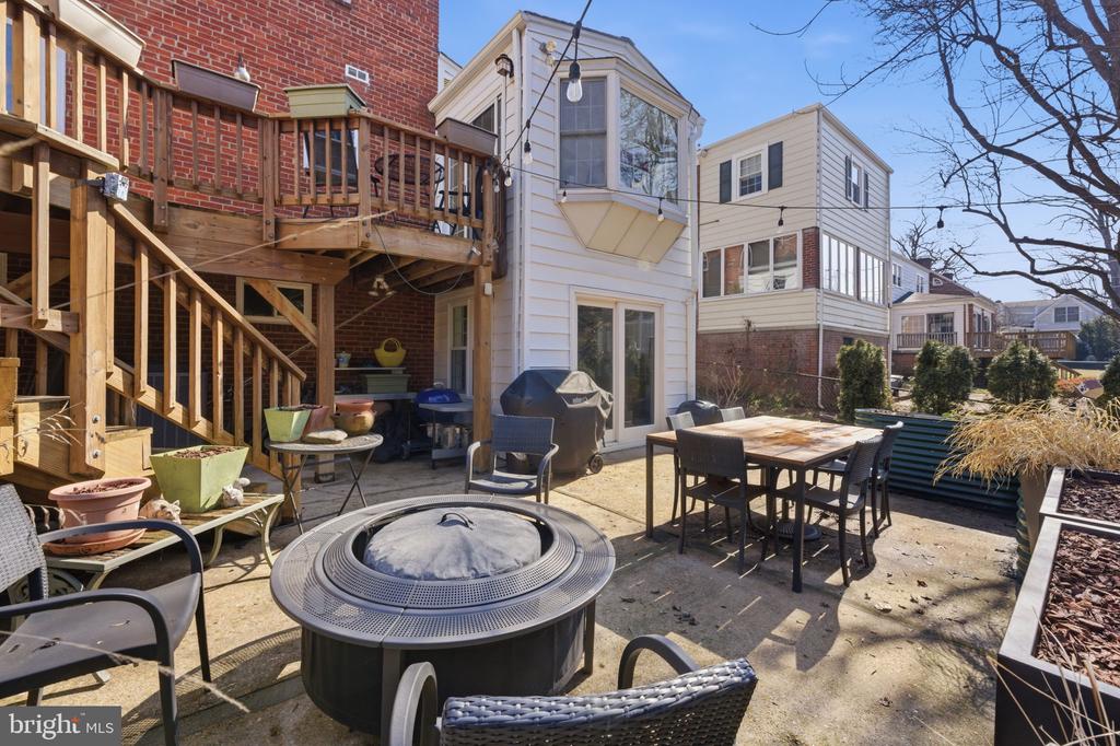 1148 N INGLEWOOD STREET