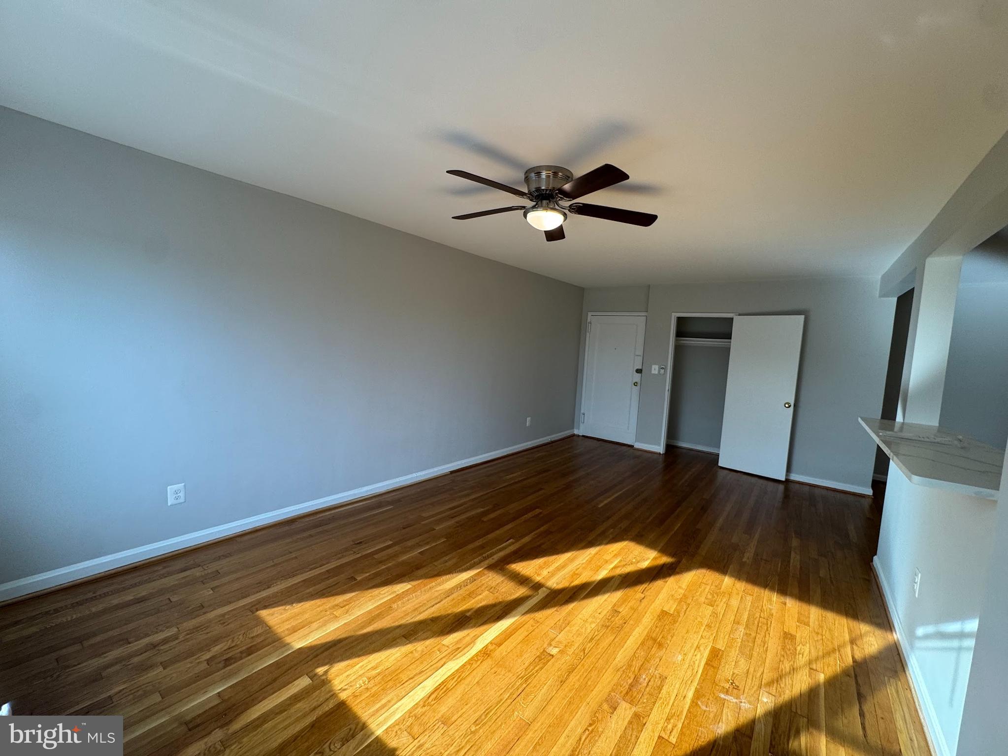 500 S COURTHOUSE ROAD 12