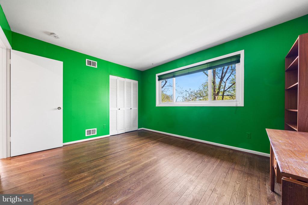 2705 N UPSHUR STREET