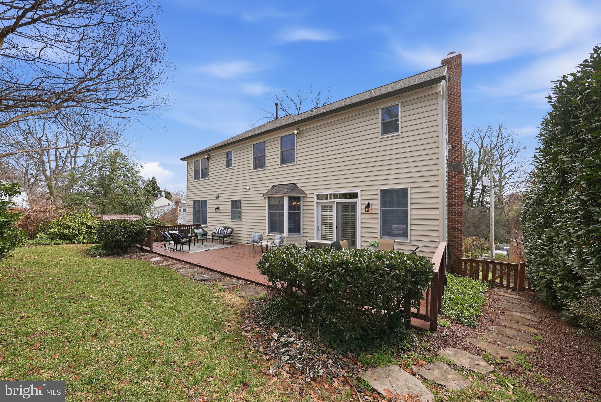 5509 10TH STREET N