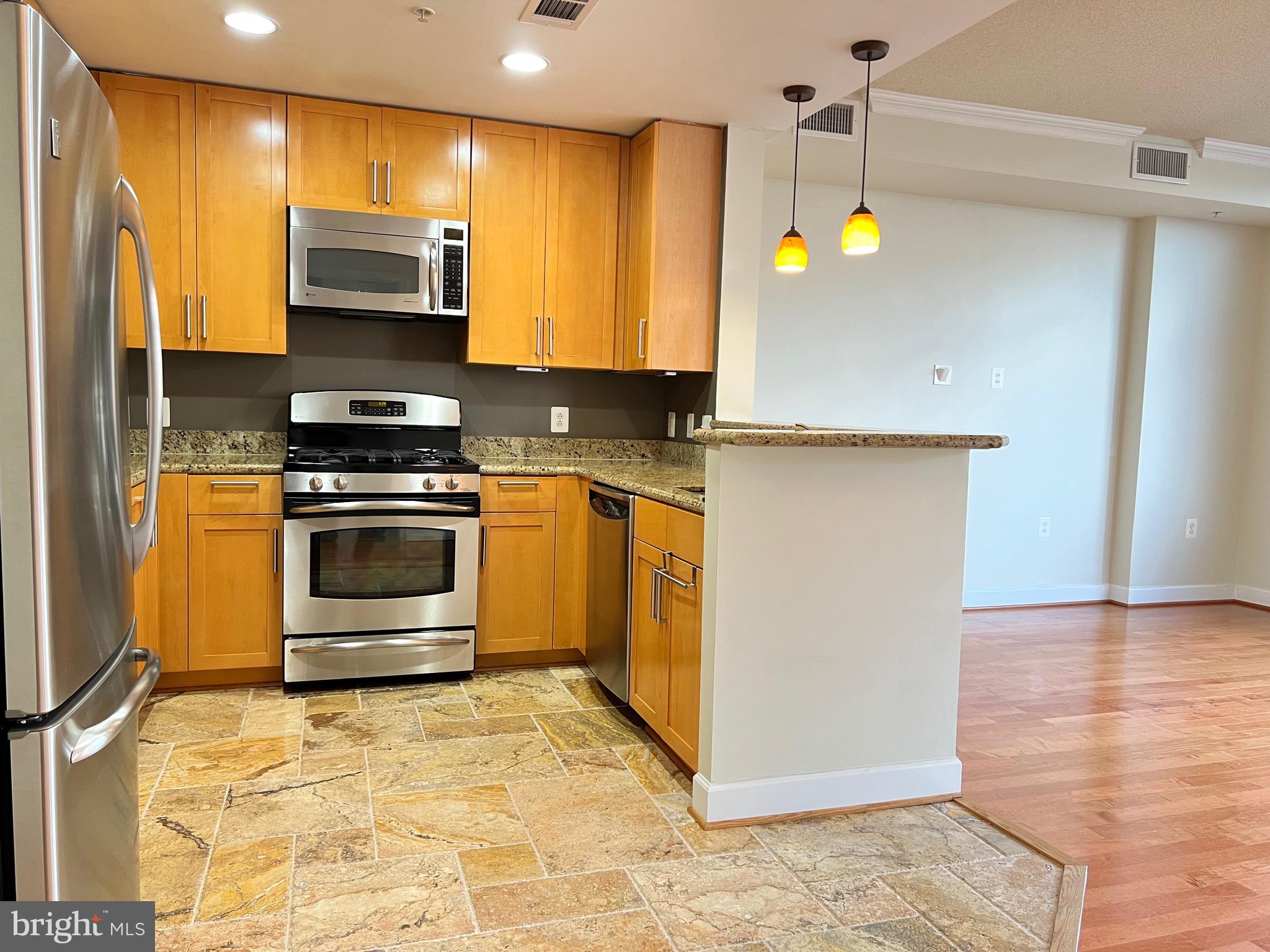 3650 S GLEBE ROAD 445