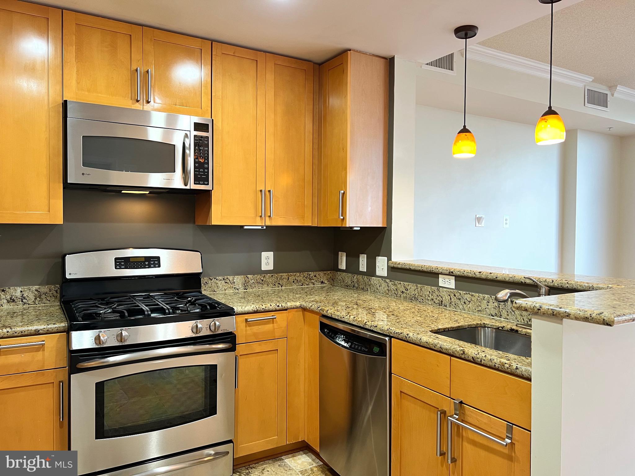 3650 S GLEBE ROAD 445