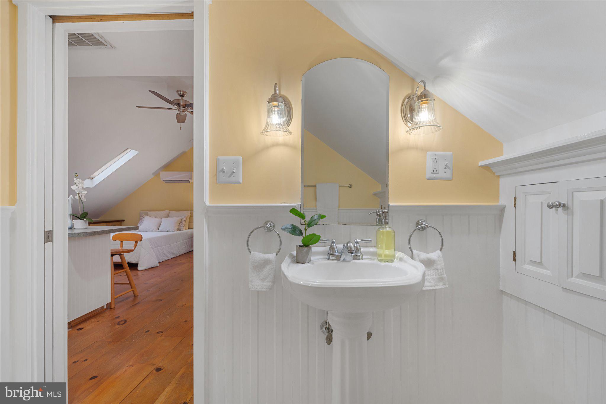 1715 S NELSON STREET