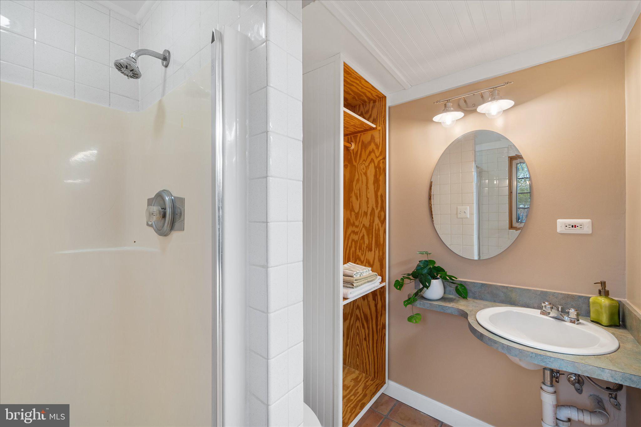 1715 S NELSON STREET