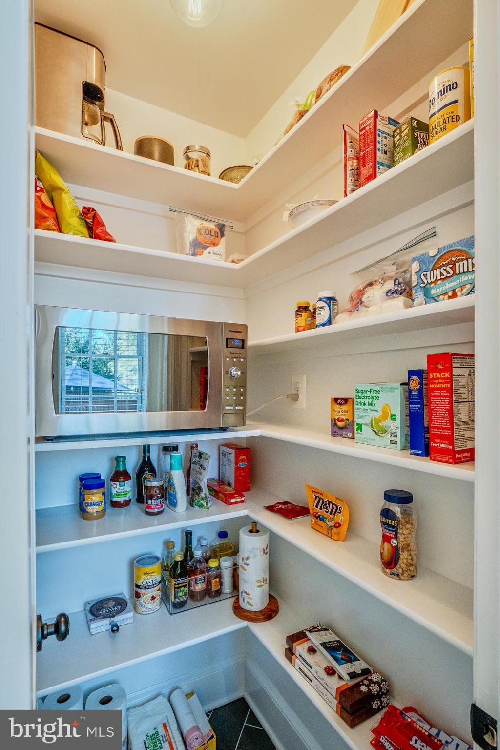 5943 WASHINGTON BOULEVARD