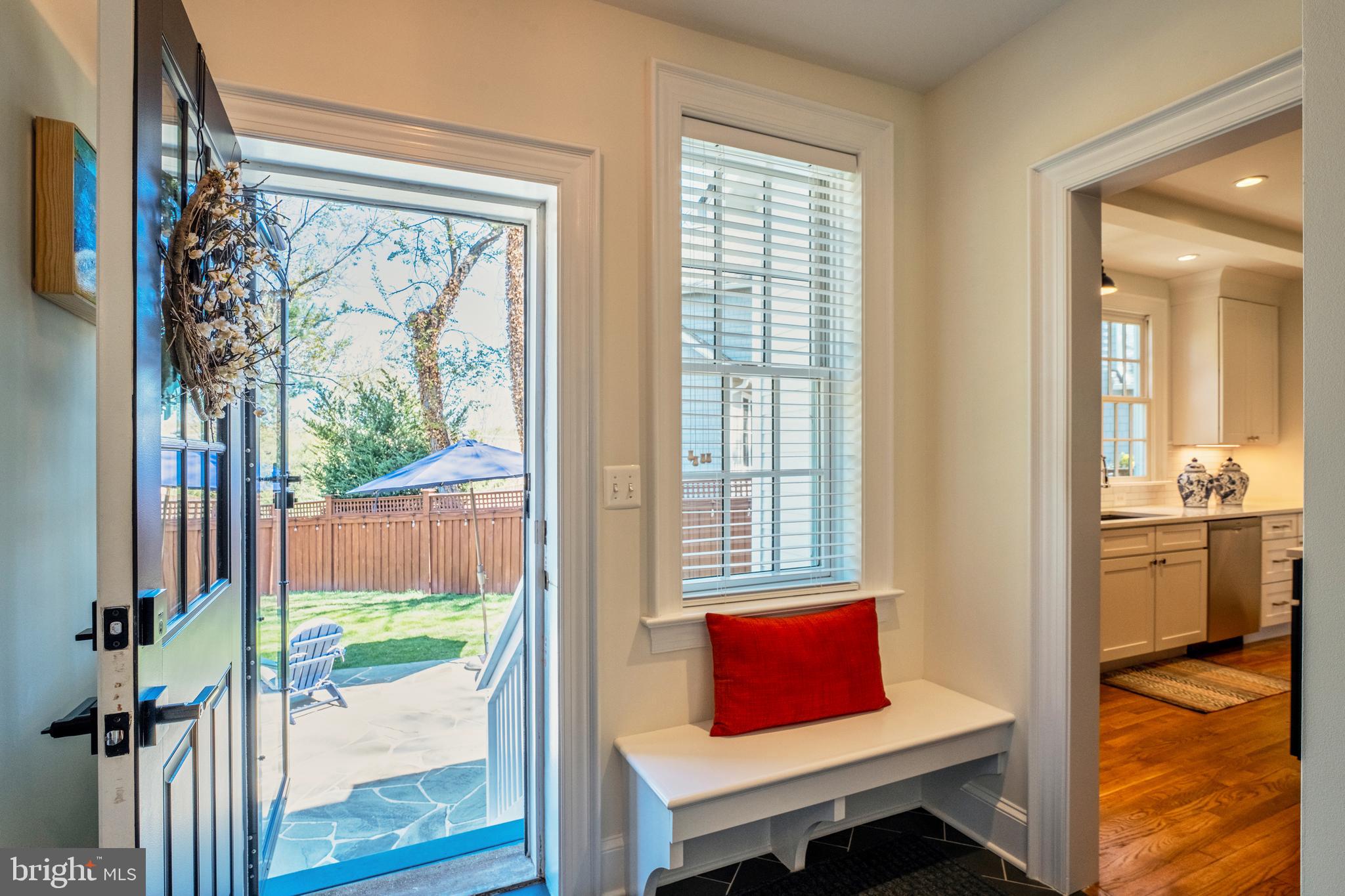 5943 WASHINGTON BOULEVARD