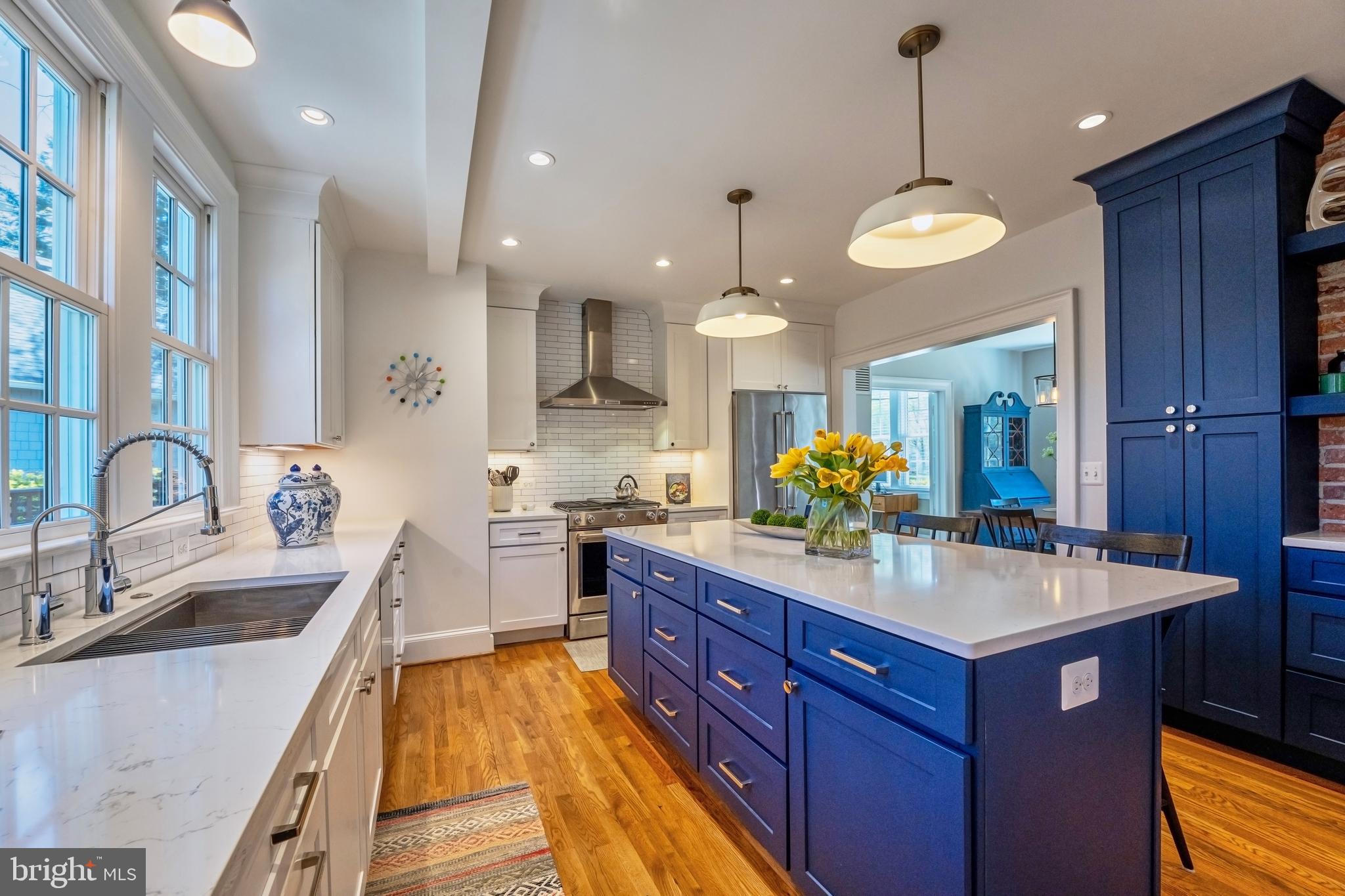 5943 WASHINGTON BOULEVARD