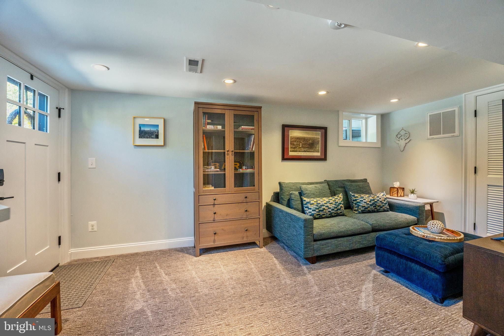 5943 WASHINGTON BOULEVARD