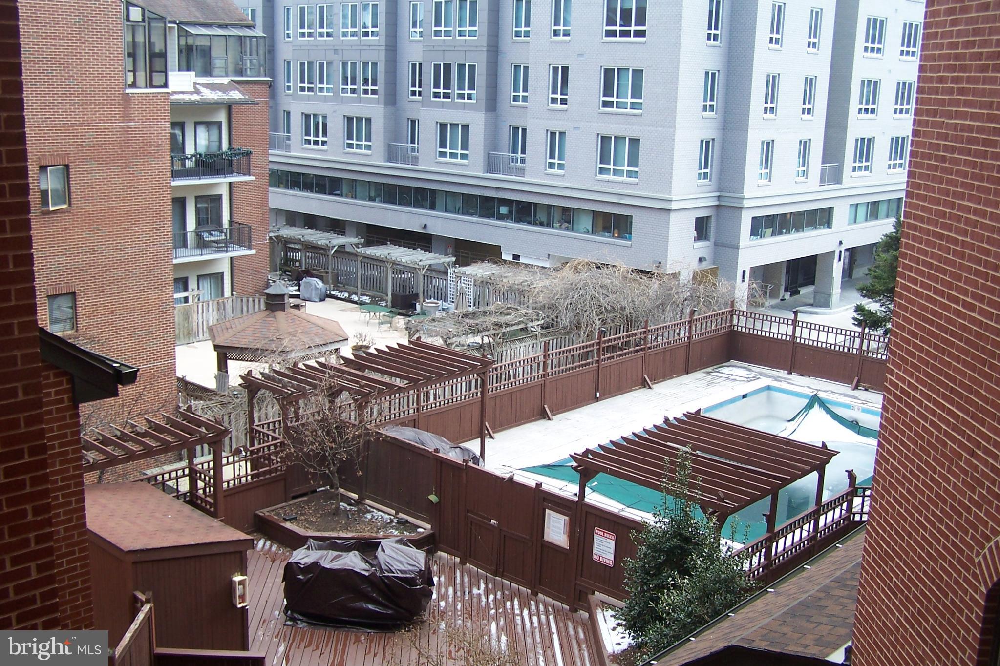 1029 N STUART 405