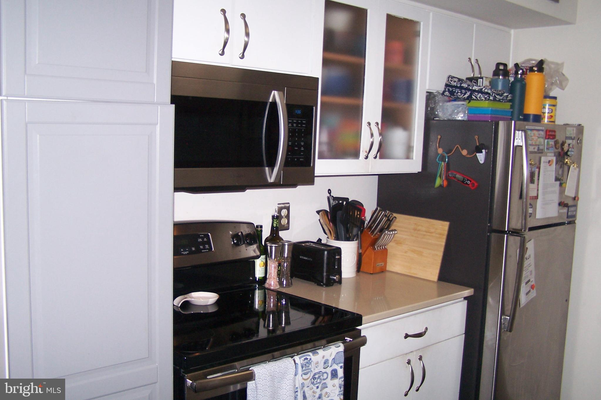 1029 N STUART 405