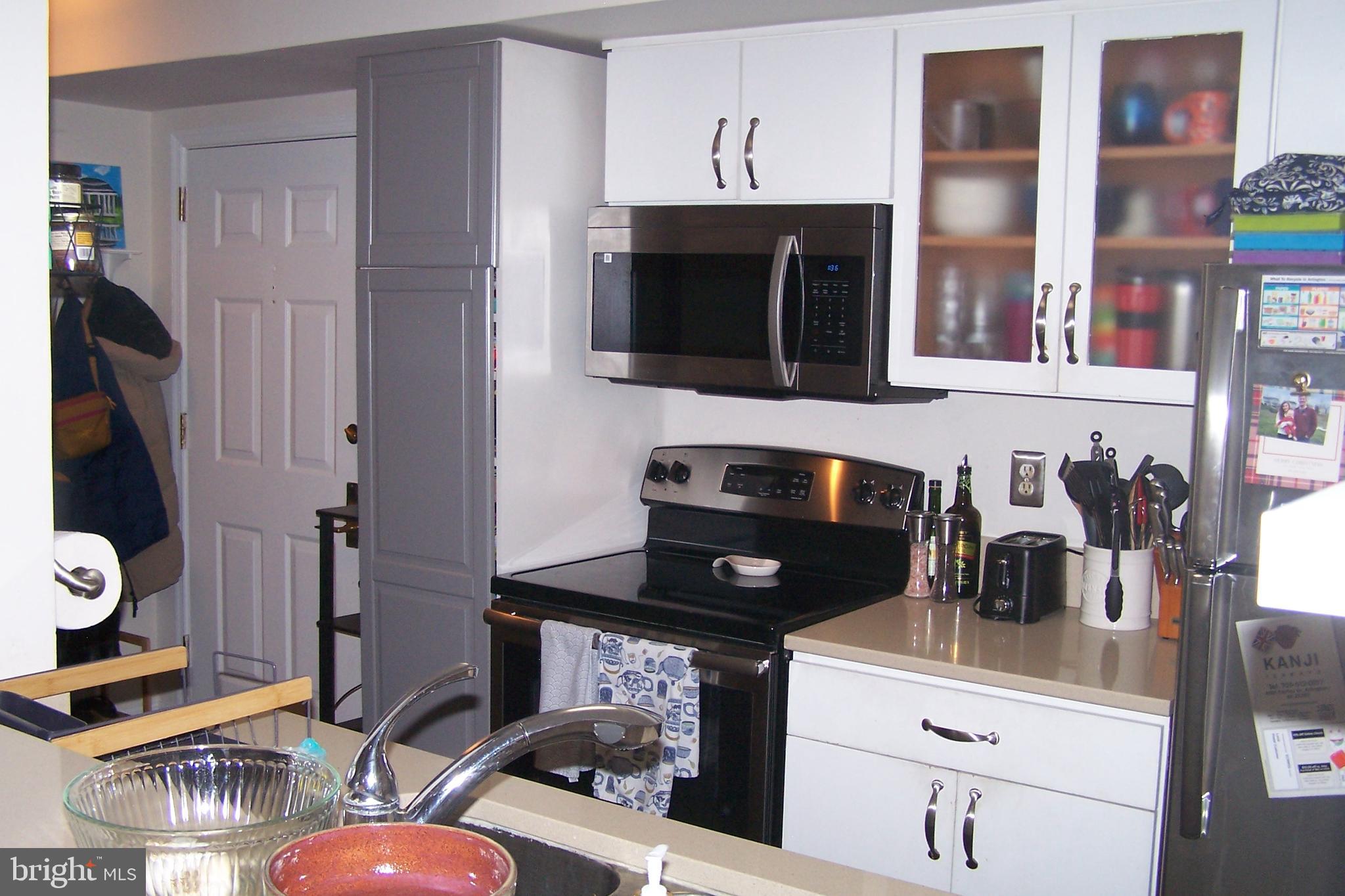 1029 N STUART 405