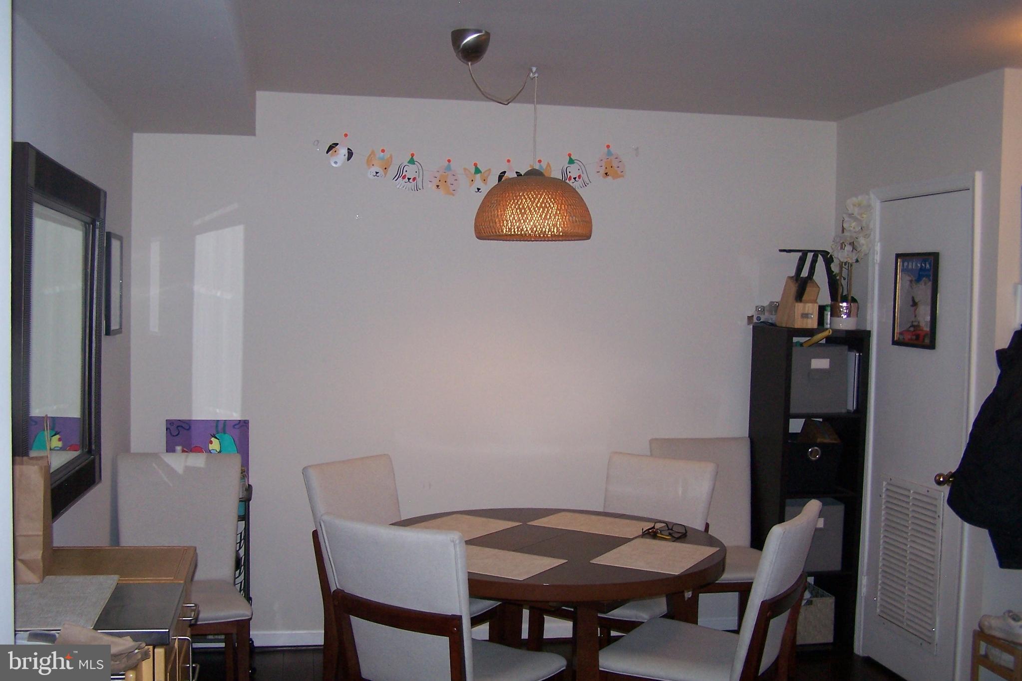 1029 N STUART 405