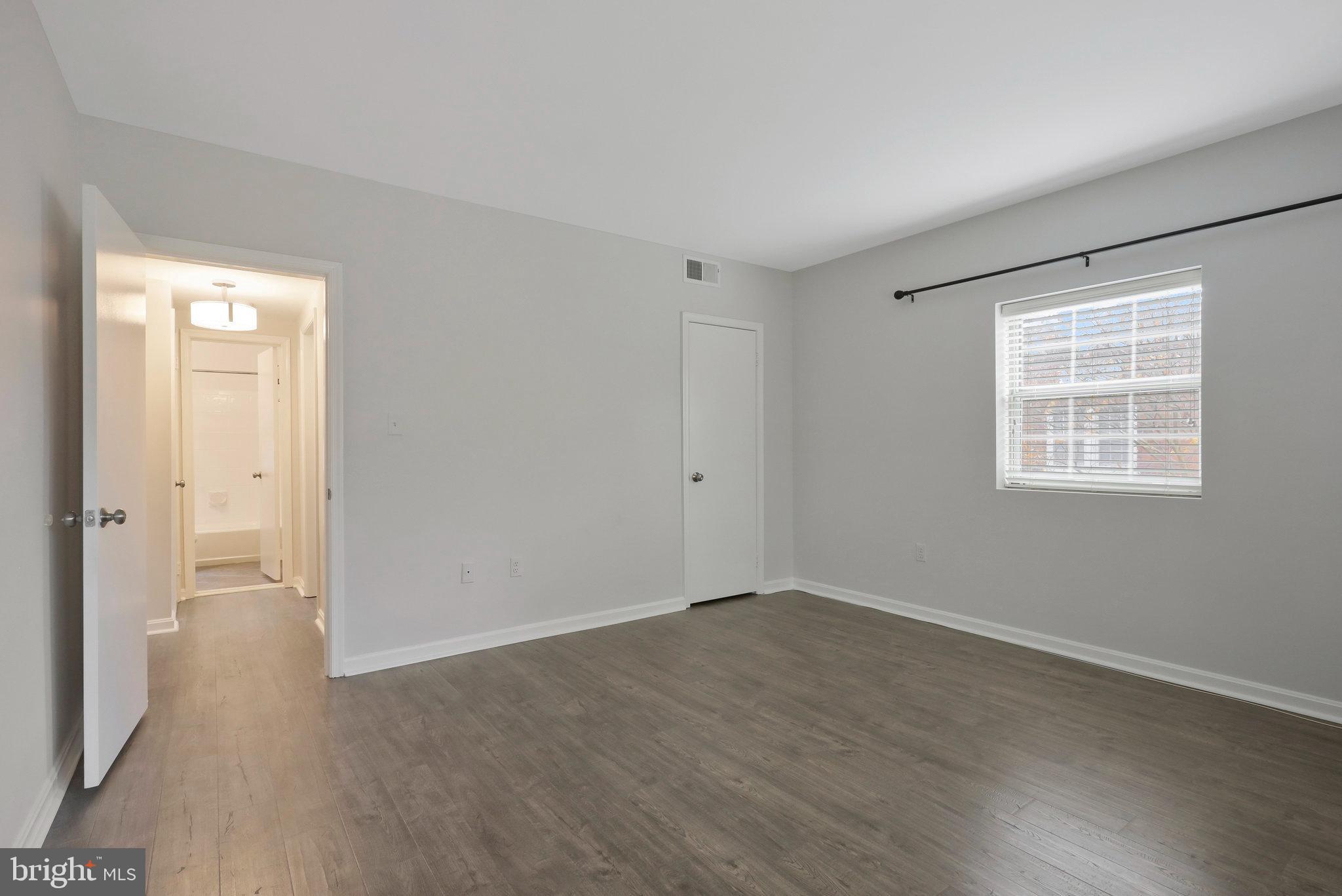 1804 QUEENS LANE 4-207