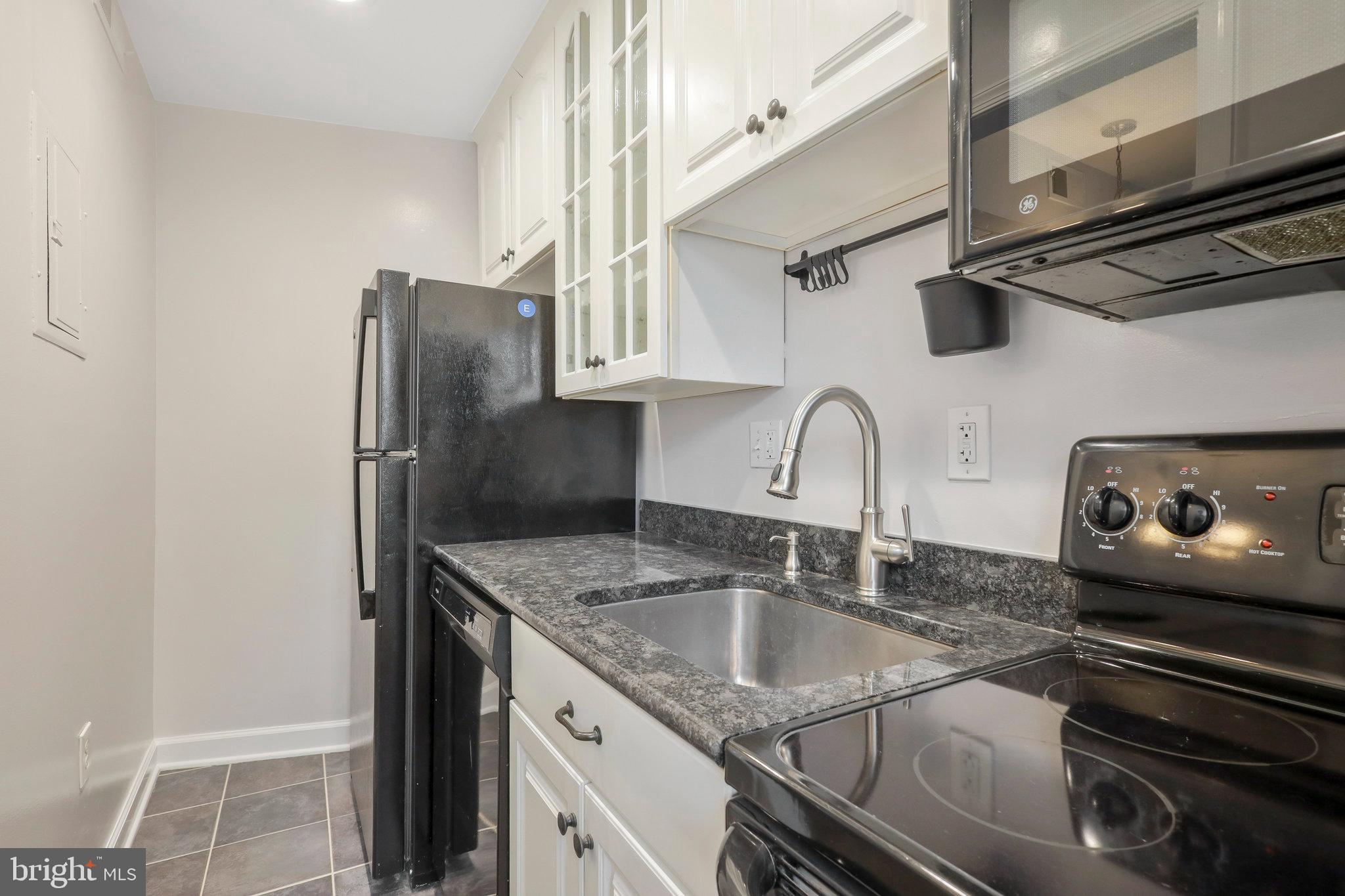 1804 QUEENS LANE 4-207