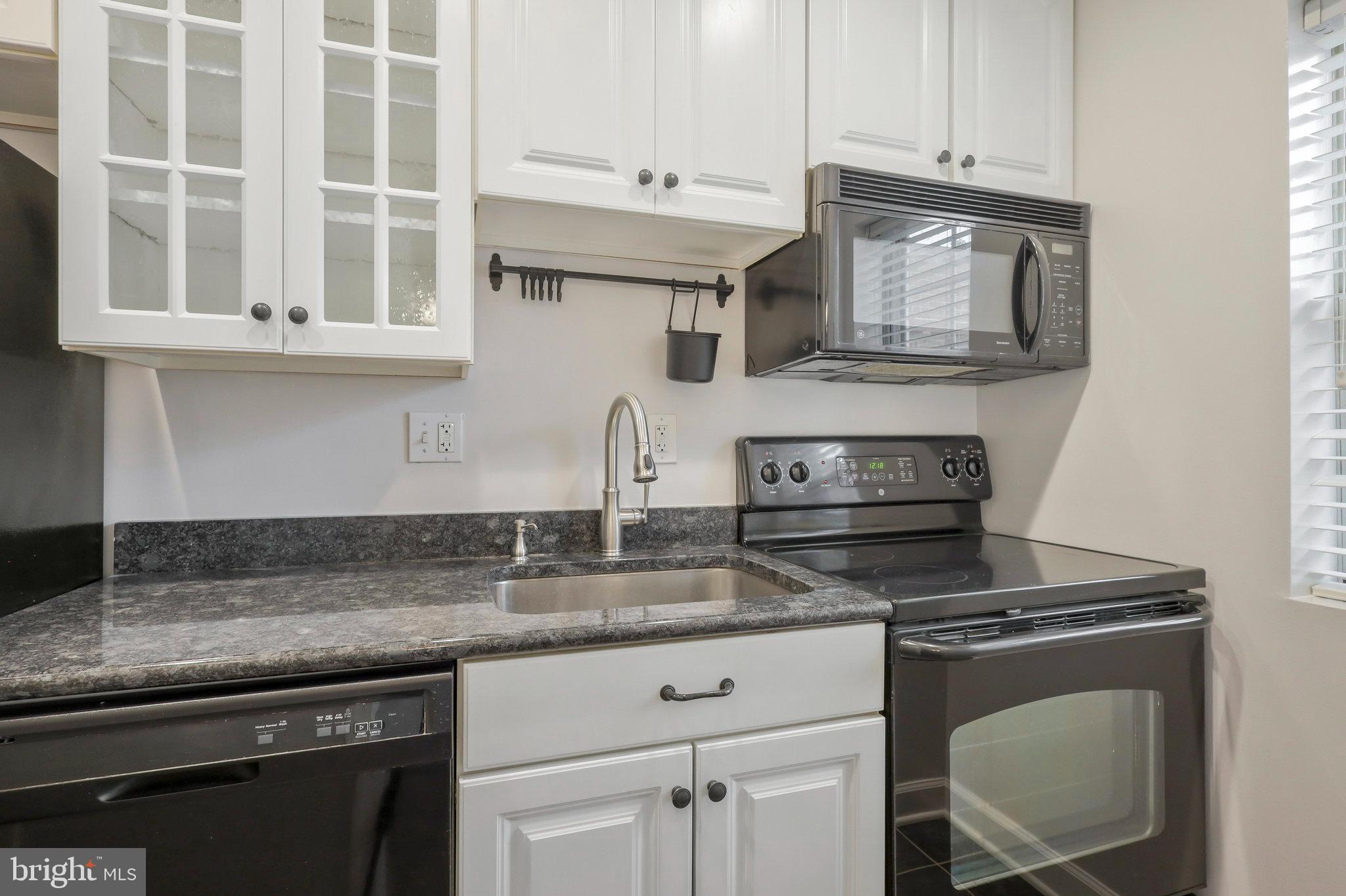 1804 QUEENS LANE 4-207
