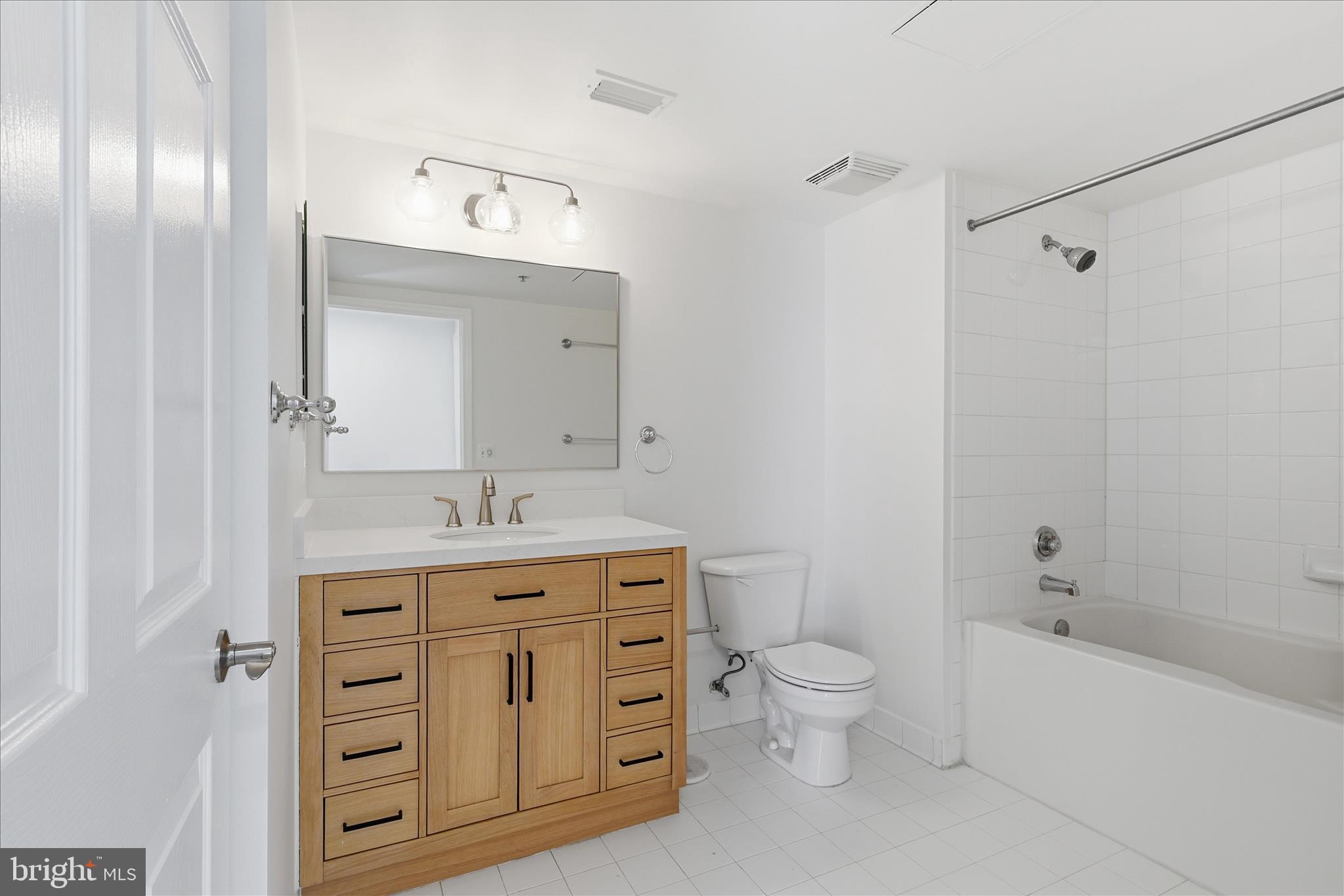 3830 N 9TH STREET N 508E