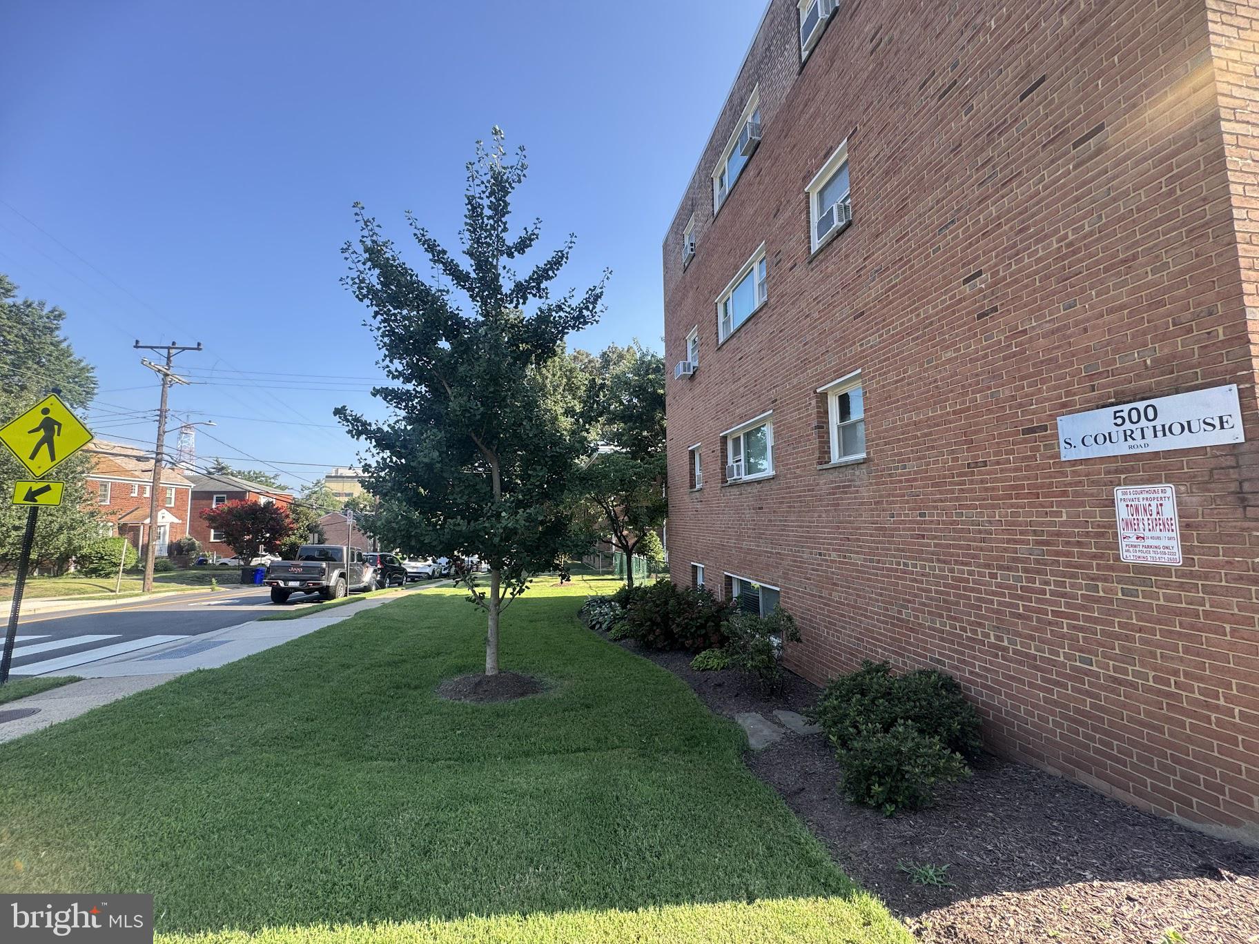 500 S COURTHOUSE ROAD 4