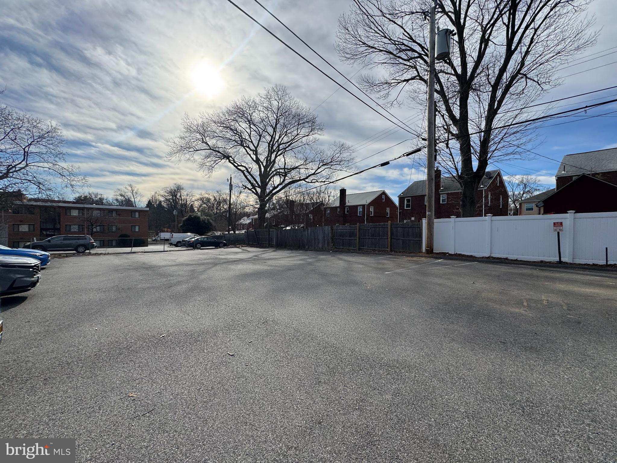 500 S COURTHOUSE ROAD 4