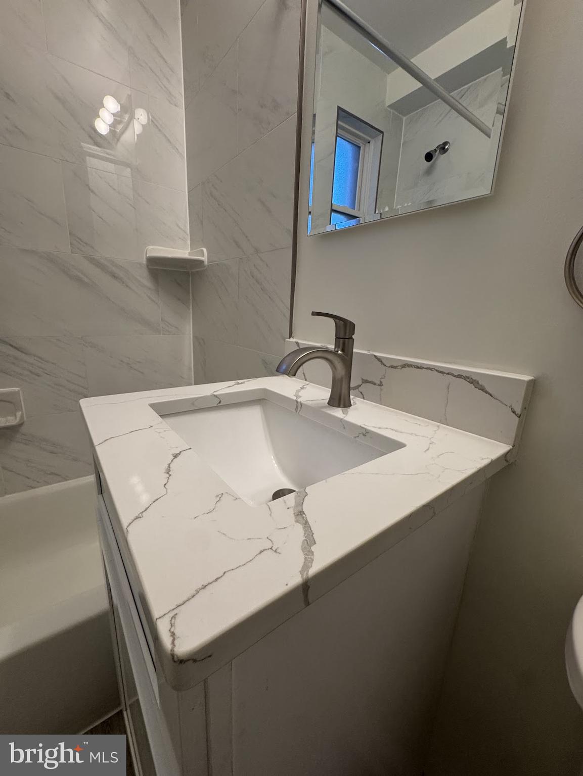 500 S COURTHOUSE ROAD 4