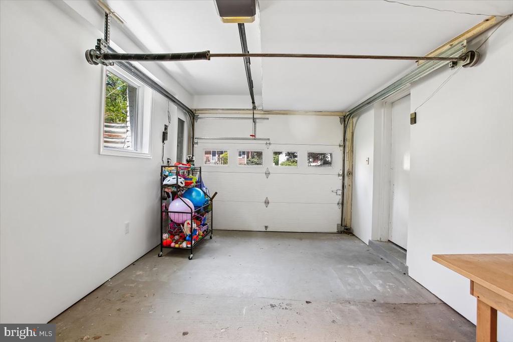 3654 VACATION LANE
