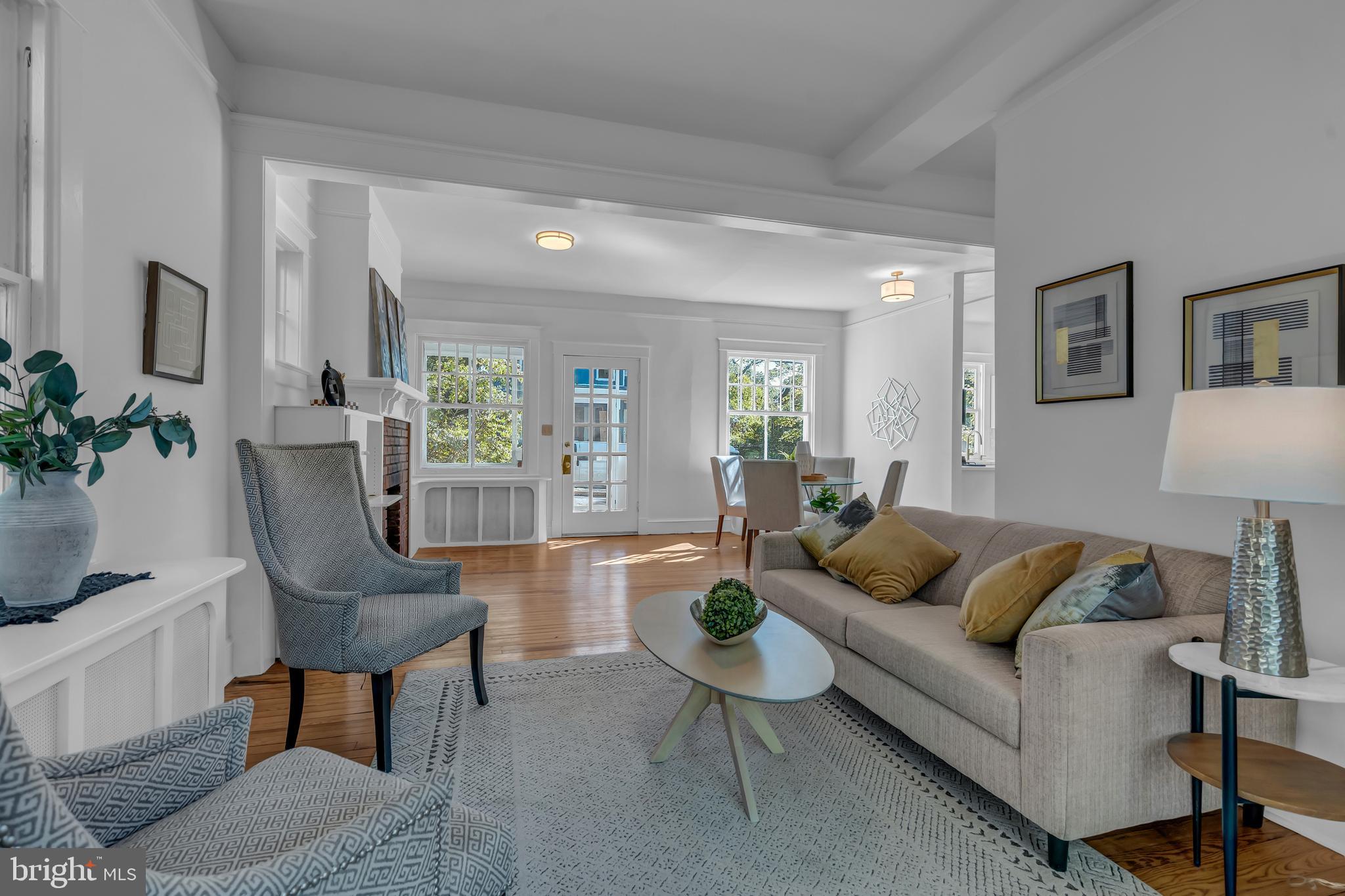 422 N EDGEWOOD STREET