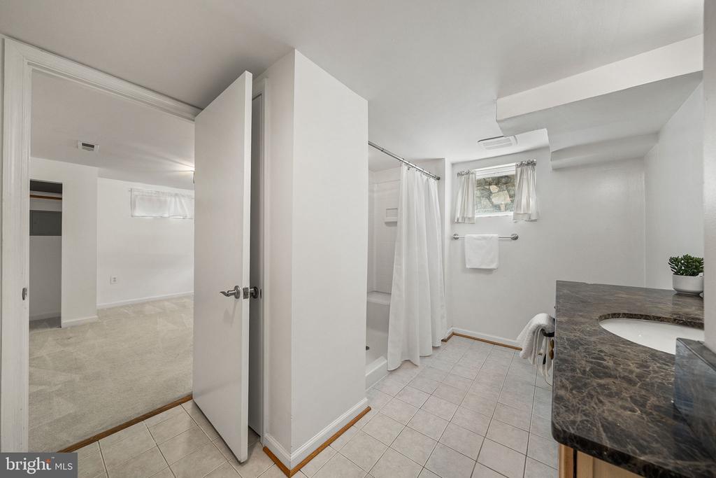 5400 WILLIAMSBURG BOULEVARD