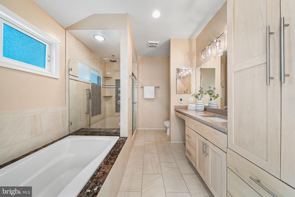 5400 WILLIAMSBURG BOULEVARD
