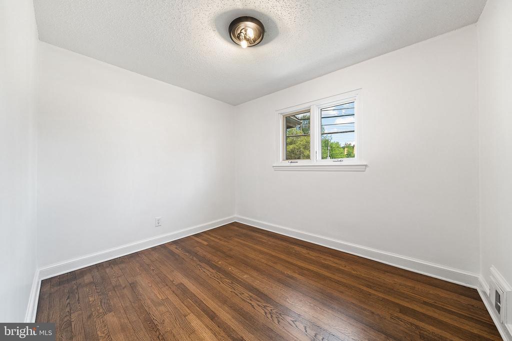 5400 WILLIAMSBURG BOULEVARD