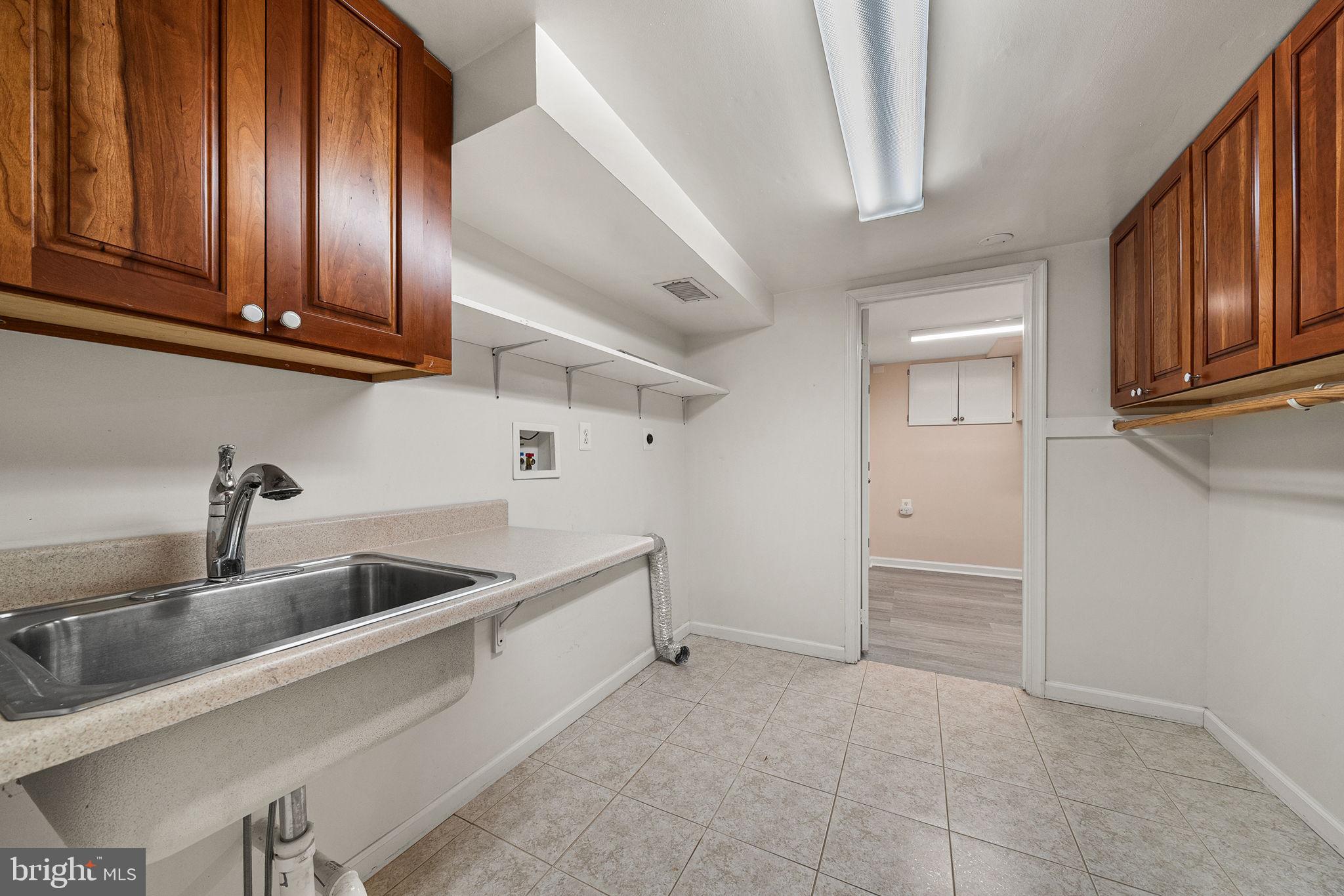 5400 WILLIAMSBURG BOULEVARD