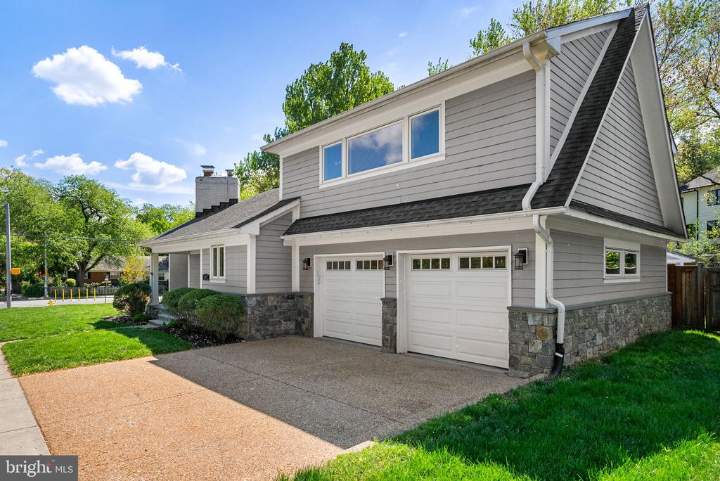 5400 WILLIAMSBURG BOULEVARD
