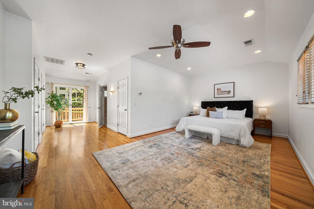 5400 WILLIAMSBURG BOULEVARD