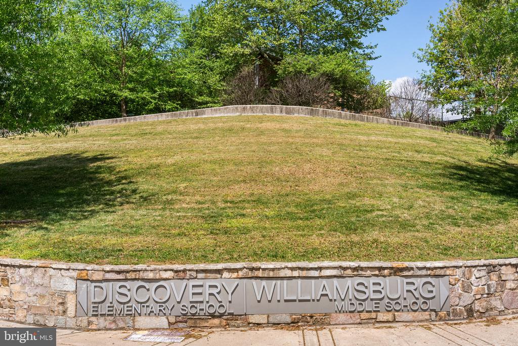 5400 WILLIAMSBURG BOULEVARD