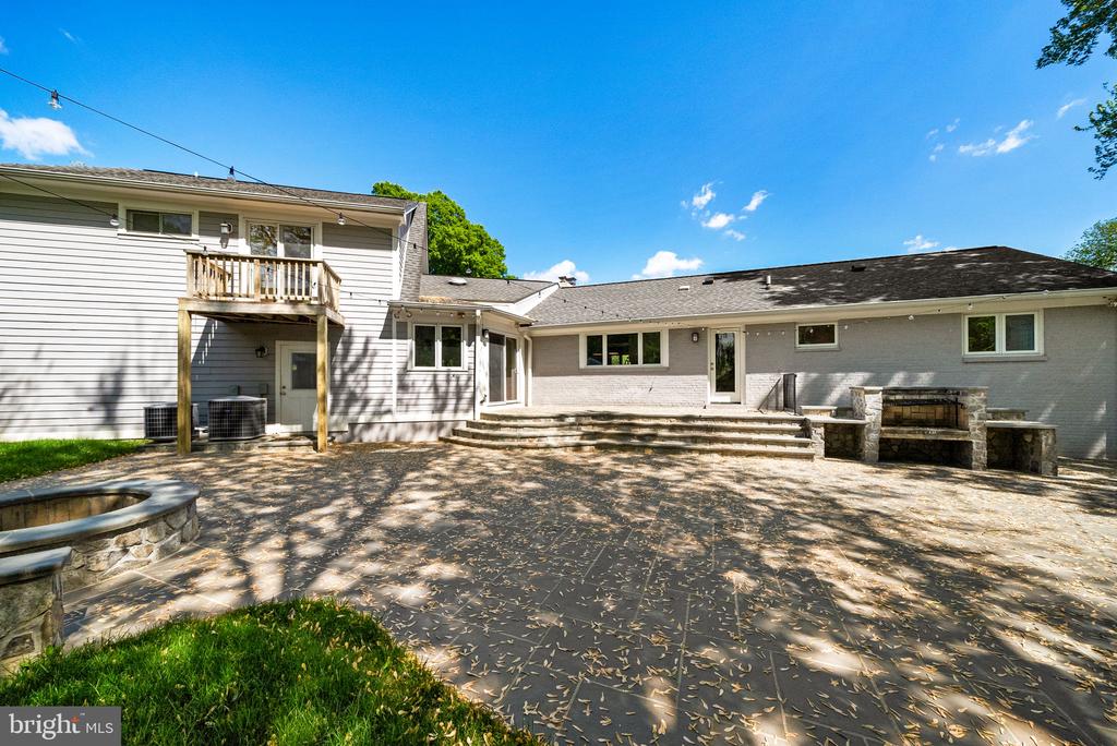 5400 WILLIAMSBURG BOULEVARD