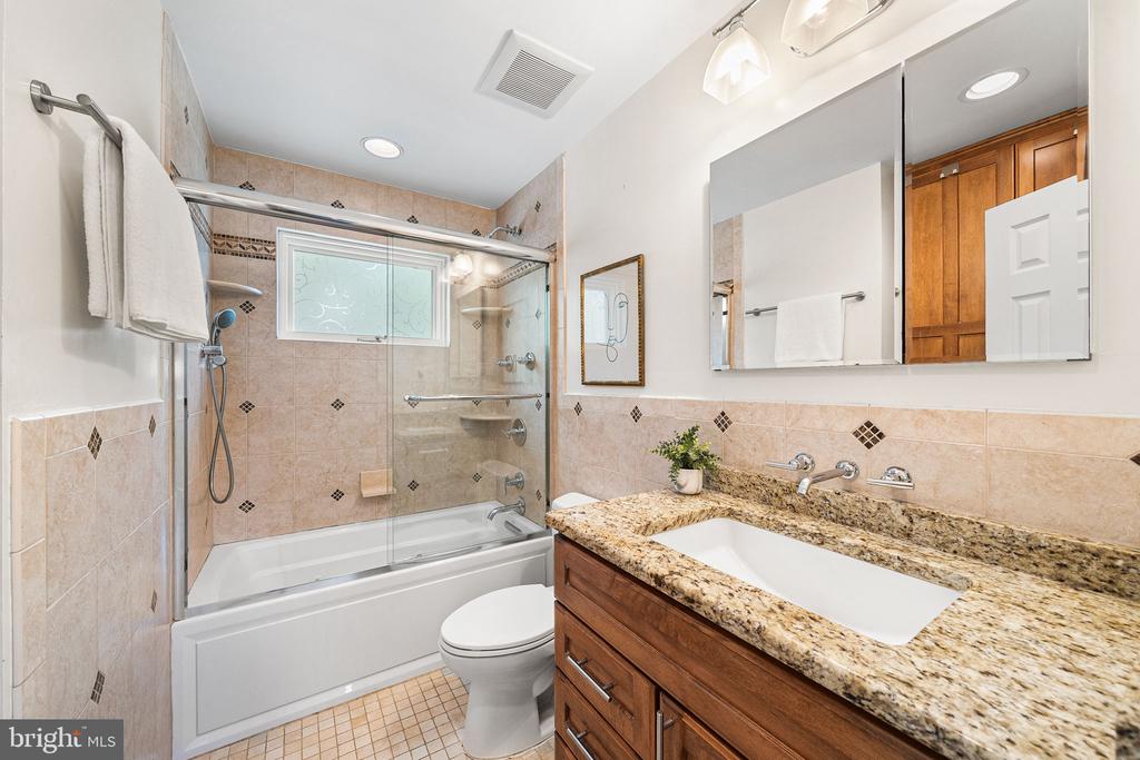 5400 WILLIAMSBURG BOULEVARD