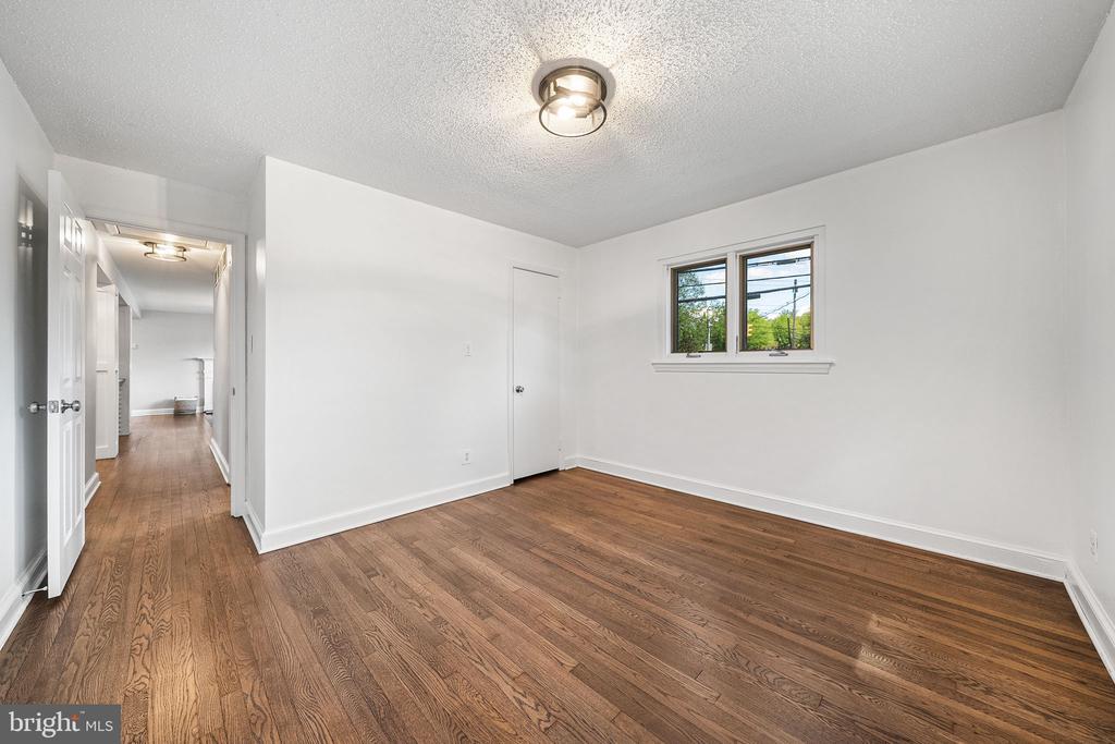 5400 WILLIAMSBURG BOULEVARD